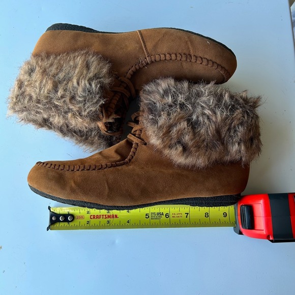 Kalli Cozy Brown Faux Suede Fur Lined Lace Up Ankle Boots Women's Size 9 - Picture 8 of 8
